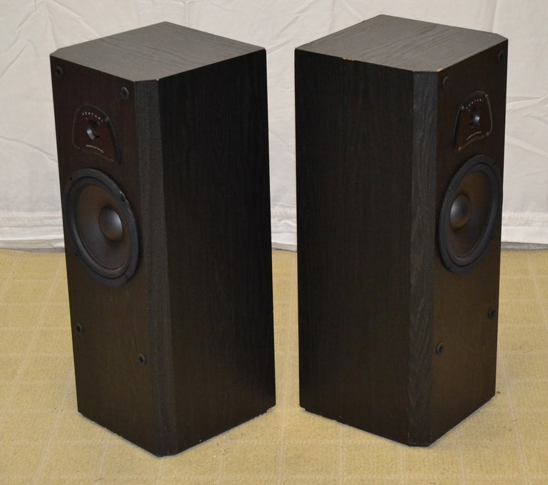 BIC Venturi V820 Stereo Speakers