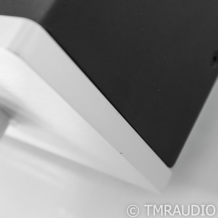 GamuT D3i Dual Mono Preamplifier; No Phono