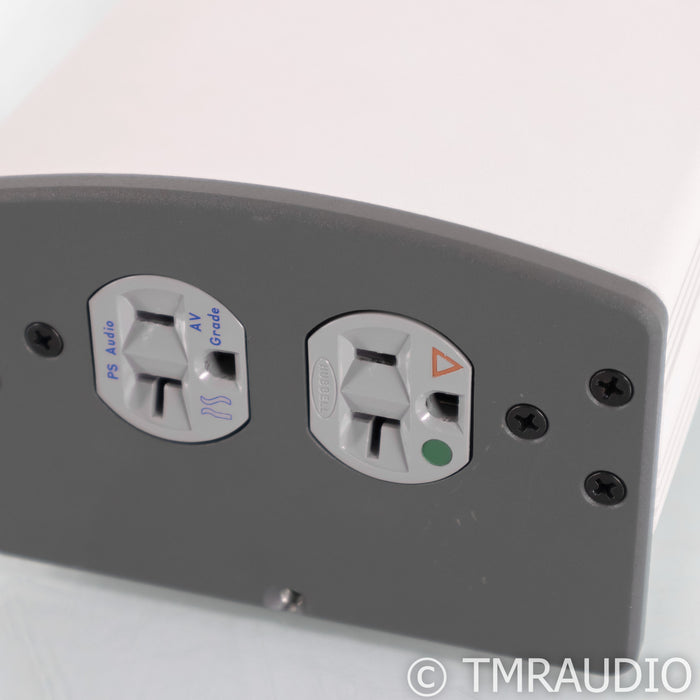 PS Audio Ultimate Outlet AC Power Line Conditioner