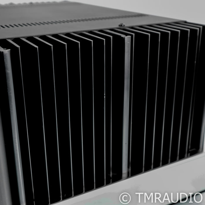 McIntosh MC302 Stereo Power Amplifier