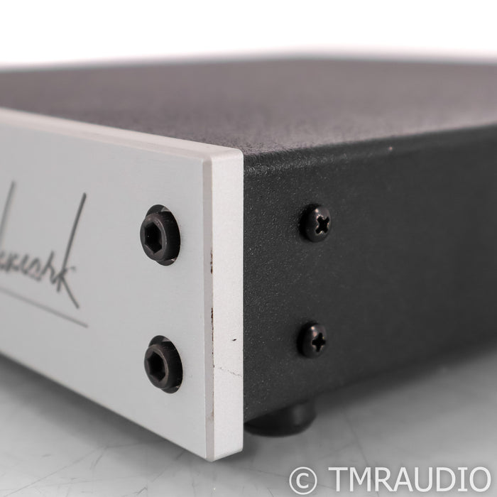 Benchmark DAC3 B DAC; D/A Converter