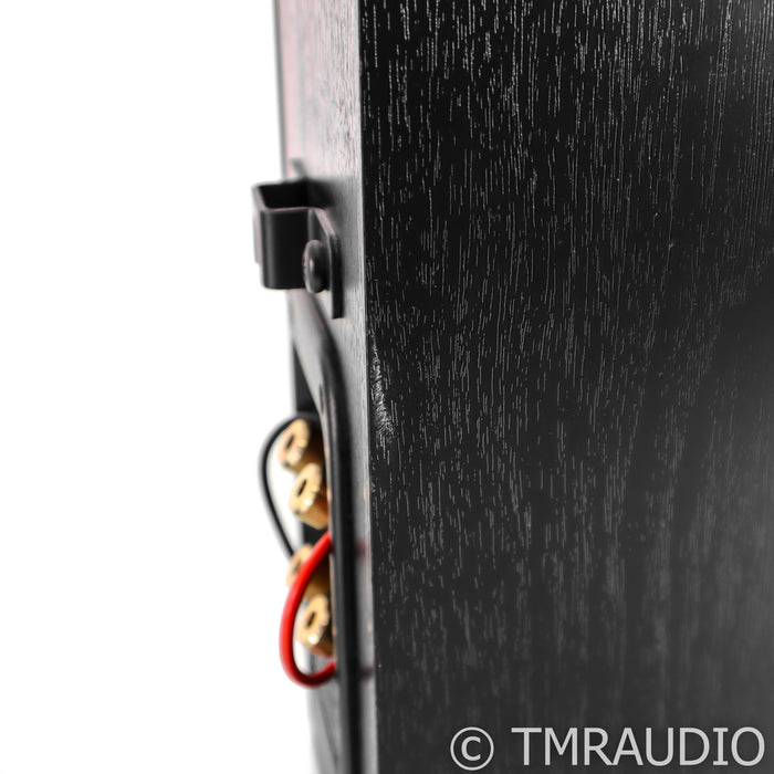 B&W 686 S2 Bookshelf Speakers; Black Pair