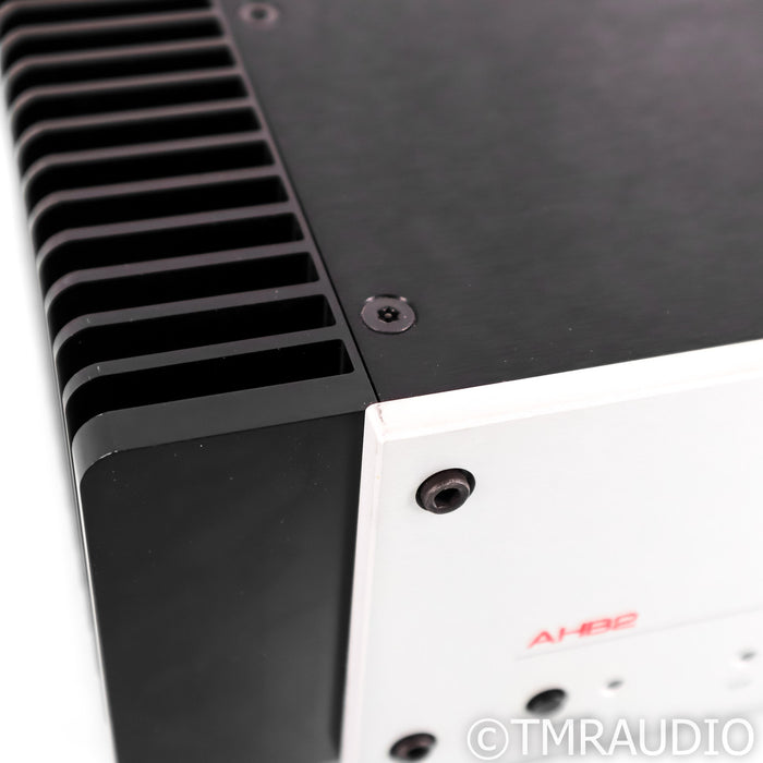 Benchmark AHB2 Stereo Power Amplifier