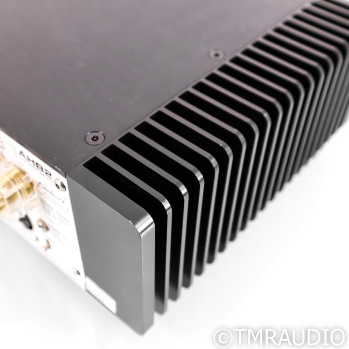 Benchmark AHB2 Stereo Power Amplifier