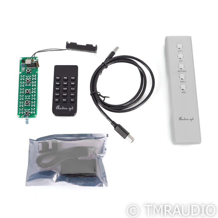 Audio-dg R-28 MkII DAC / Headphone Amplifier; D/A Converter
