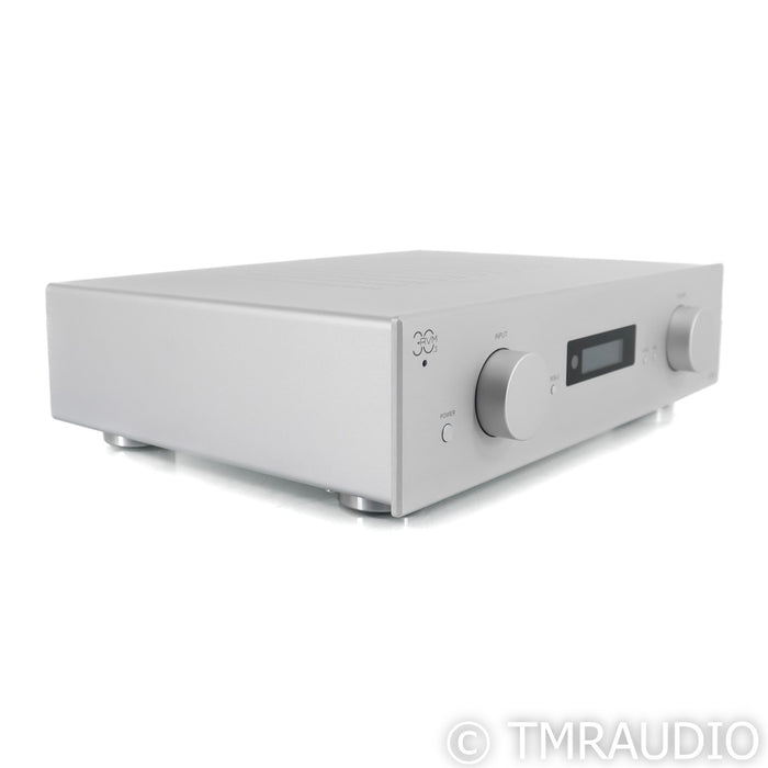 AVM A 30.3 Stereo Integrated Amplifier; Demo w/ Warranty