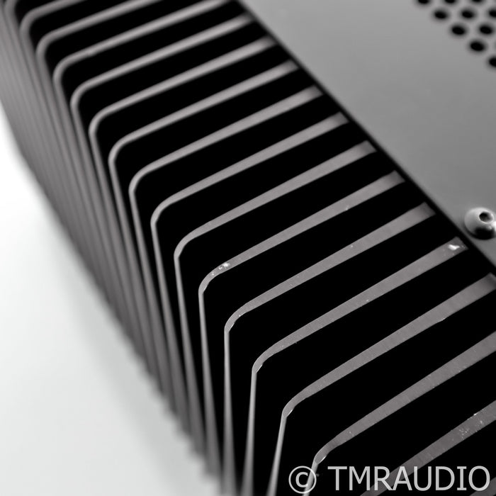 Adcom GFA-5500 Power Amplifier