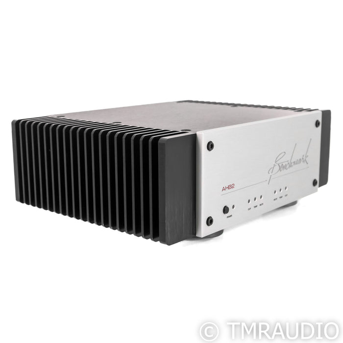 Benchmark Media AHB2 Stereo / Mono Power Amplifier