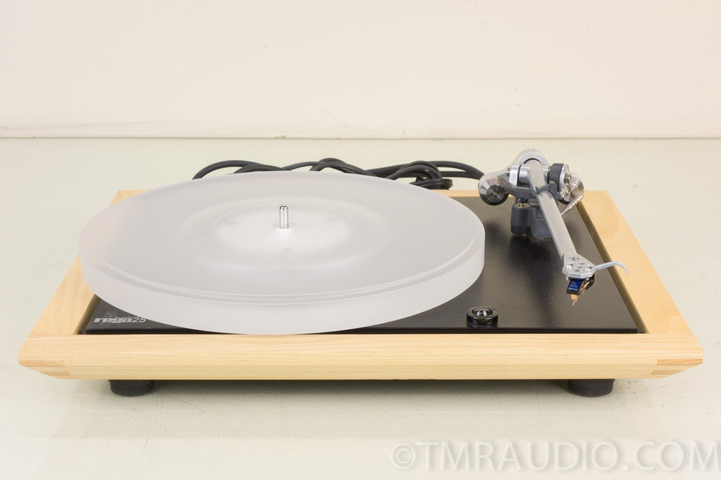 Rega Planar 25 Turntable