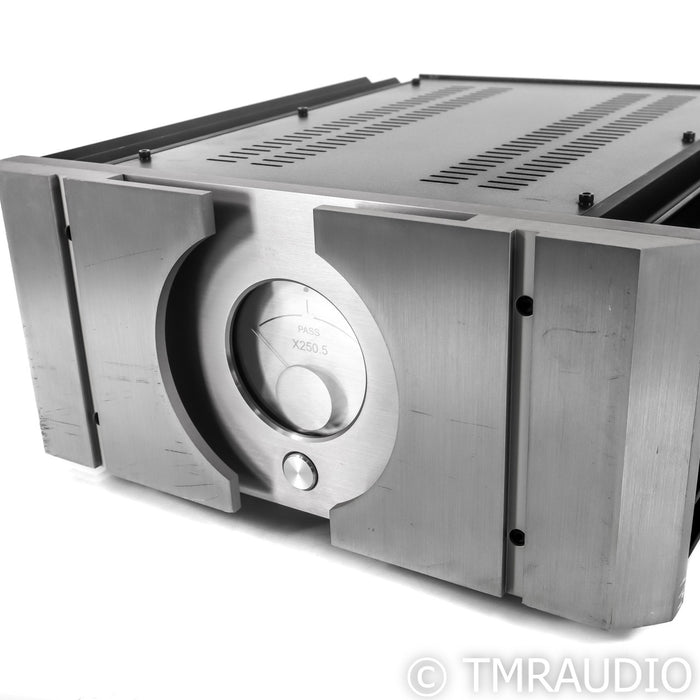 Pass Labs X250.5 Stereo Power Amplifier
