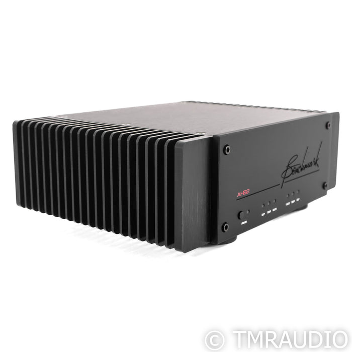 Benchmark AHB2 Stereo / Mono Power Amplifier; AH-B2