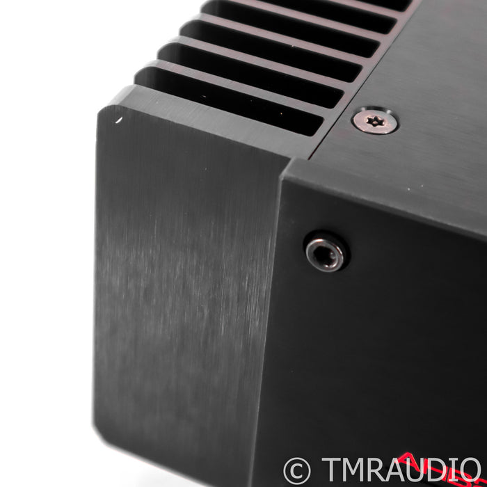 Benchmark AHB2 Stereo / Mono Power Amplifier; AH-B2