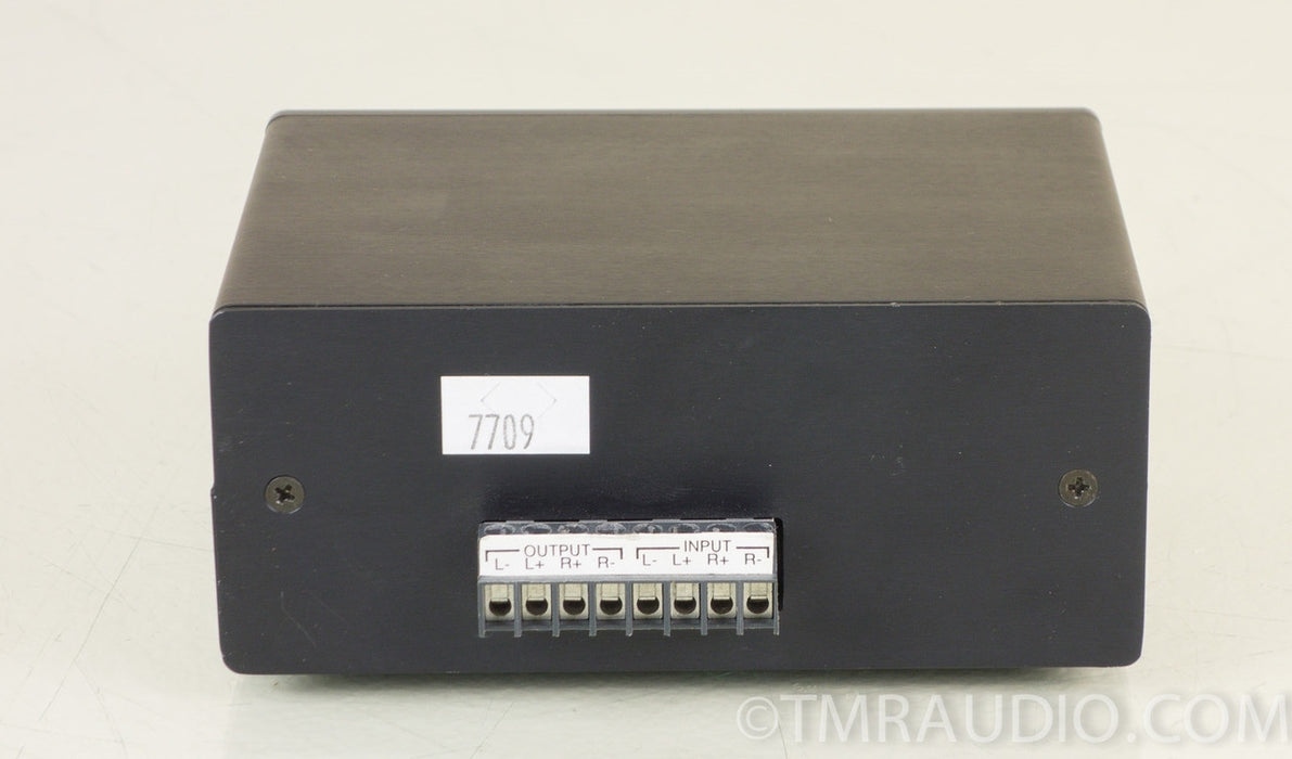 Sonance VC50B Black Tabletop Volume Control