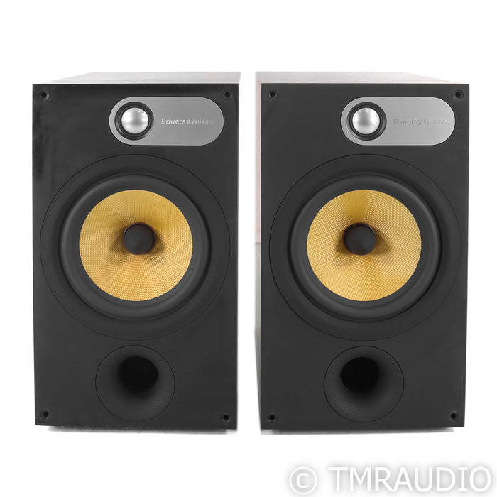 B&W 685 Bookshelf Speakers; Black Pair