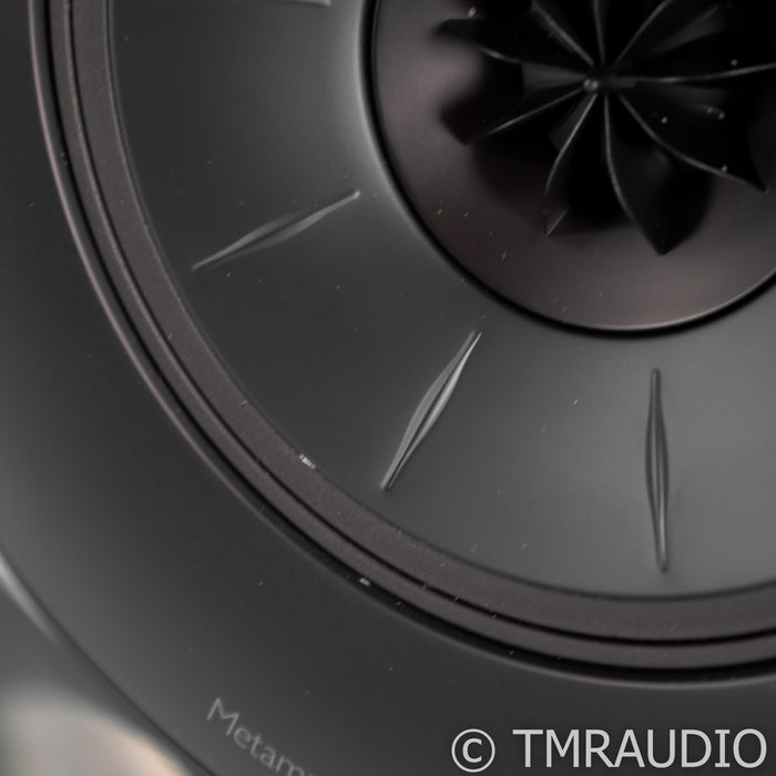KEF R3 Meta Bookshelf Speakers; Black Gloss pair
