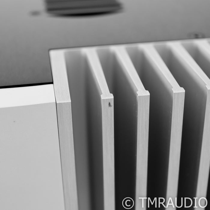 Classe CA5200 Five Channel Power Amplifier
