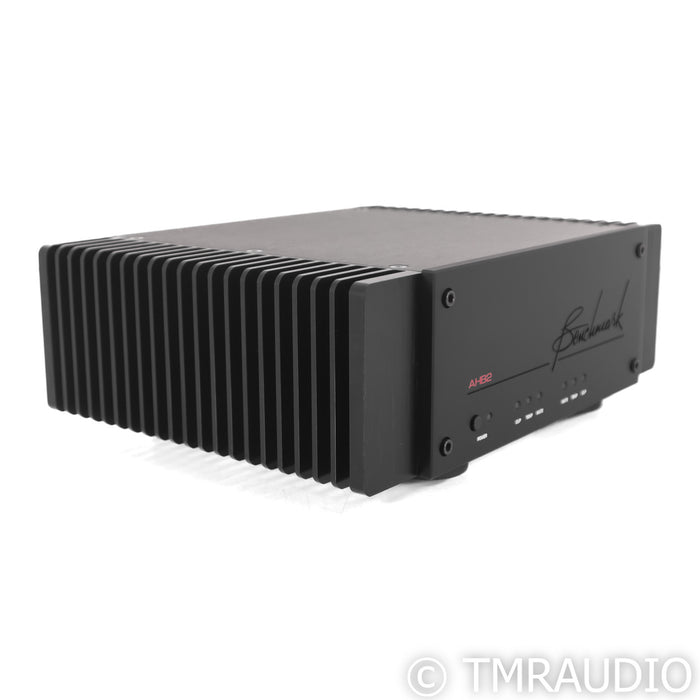 Benchmark AHB2 Stereo / Mono Power Amplifier