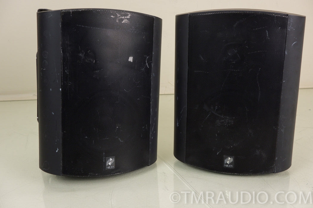 Niles OS-10 Indoor / Outdoor Pair Speakers