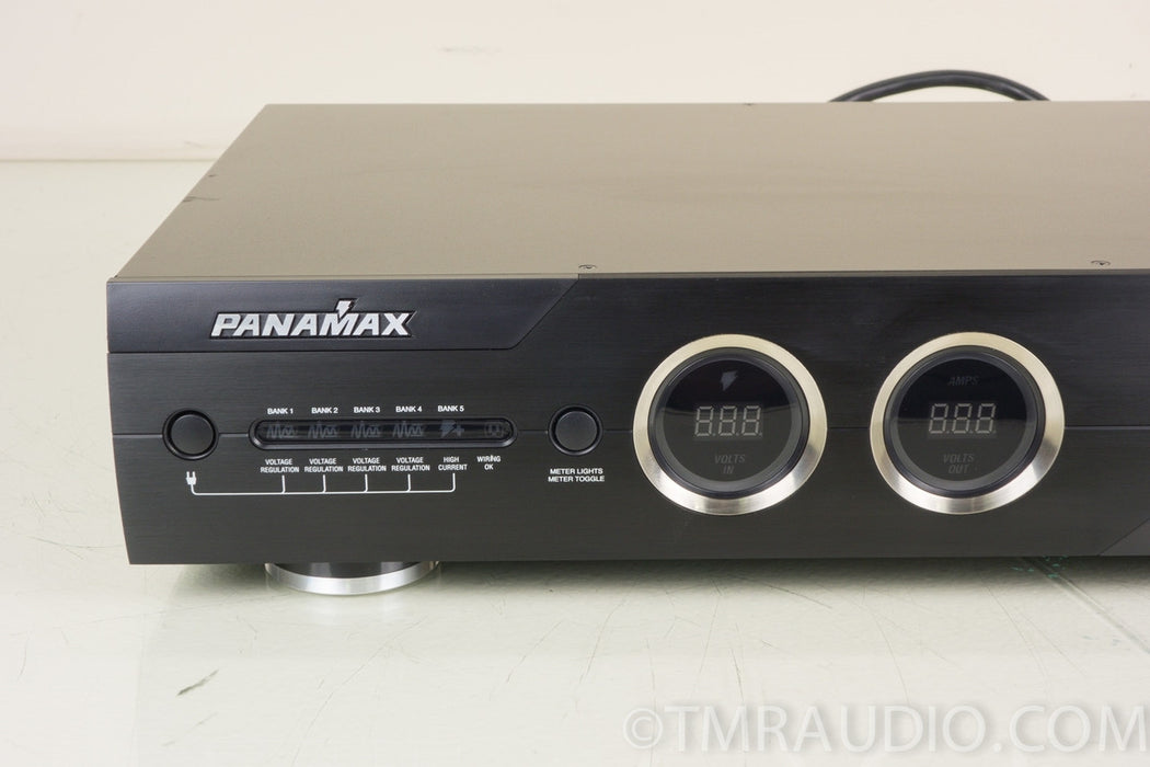 Panamax M5400-PM Voltage Regulator / Surge Protector
