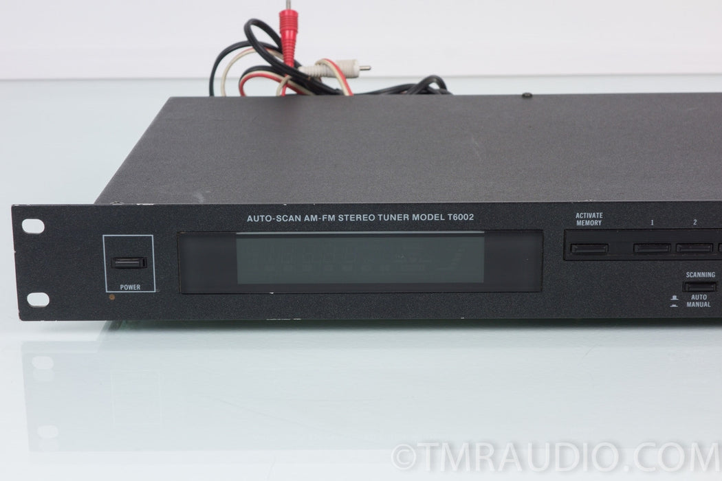 Soundcraftsmen T6002 AM / FM Stereo Tuner