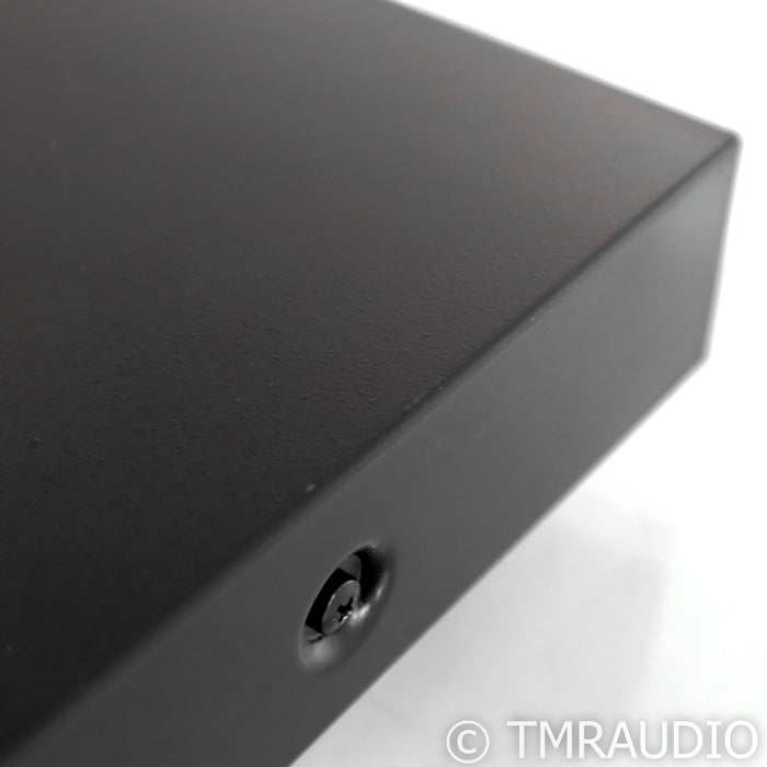 Parasound NewClassic 200 Pre 2.1 Channel Preamplifier; MM & MC Phono