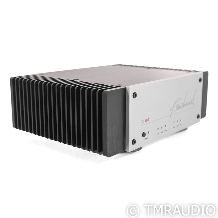Benchmark Media AHB2 Stereo / Mono Power Amplifier