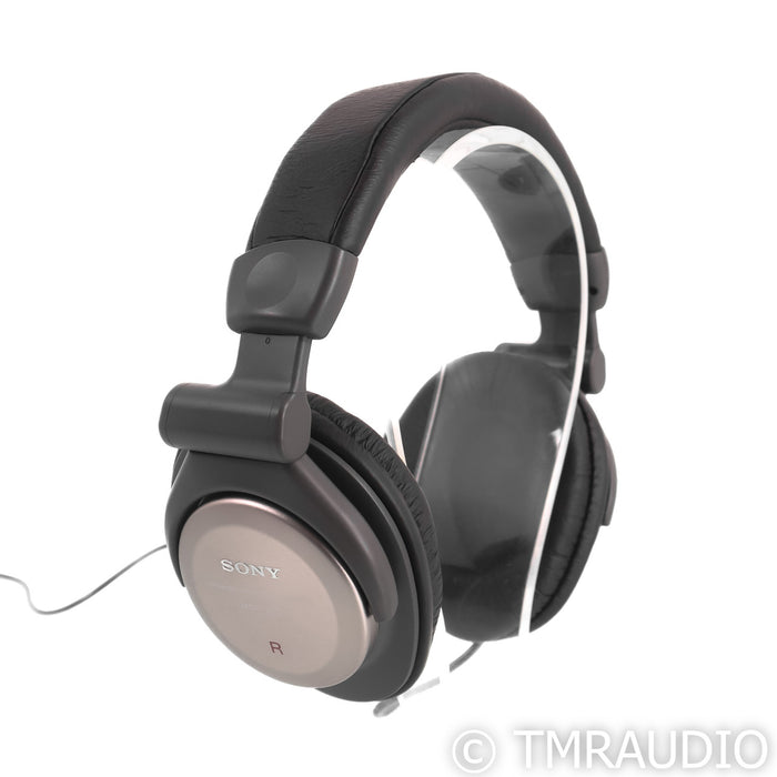 Sony MDR-V900 Closed Back Headphones