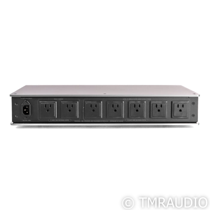AudioQuest Niagara 1200 AC Power Line Conditioner