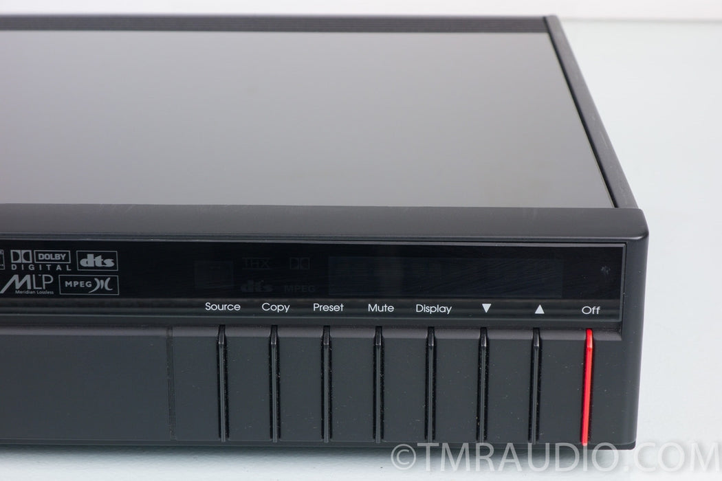 Meridian 561 Digital Surround Controller / Preamp / Surround Processor