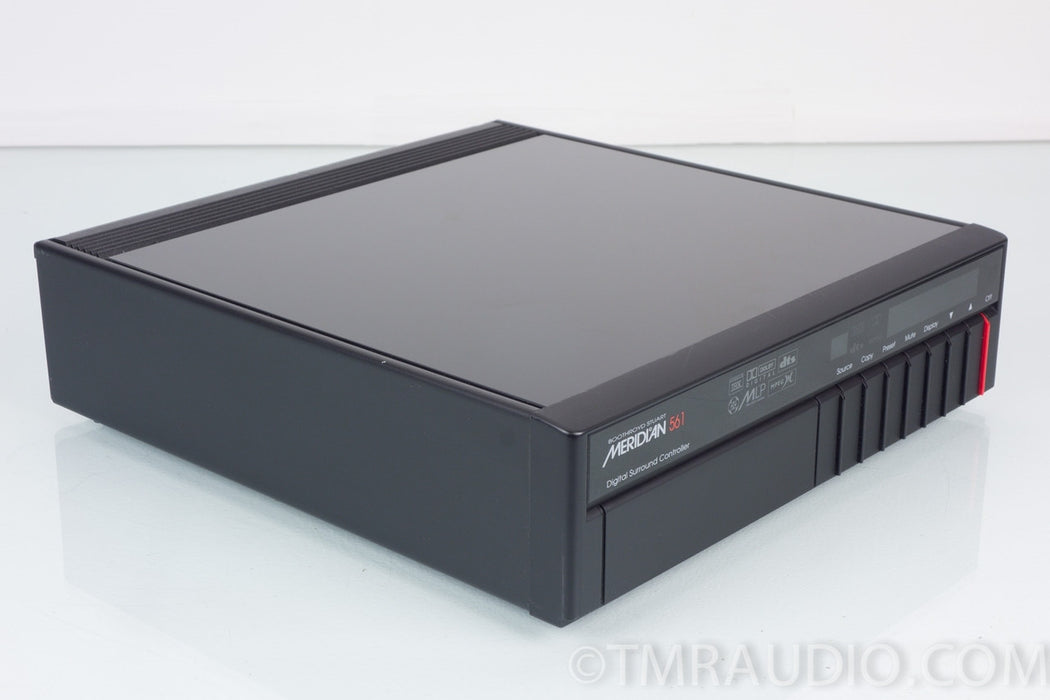 Meridian 561 Digital Surround Controller / Preamp / Surround Processor