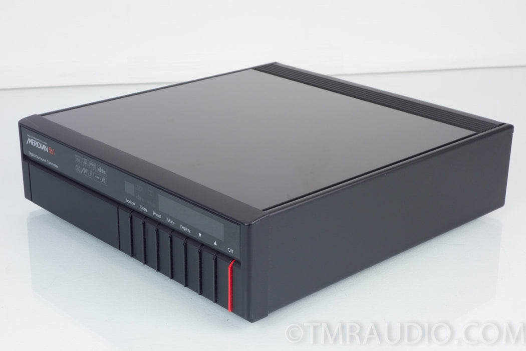 Meridian 561 Digital Surround Controller / Preamp / Surround Processor