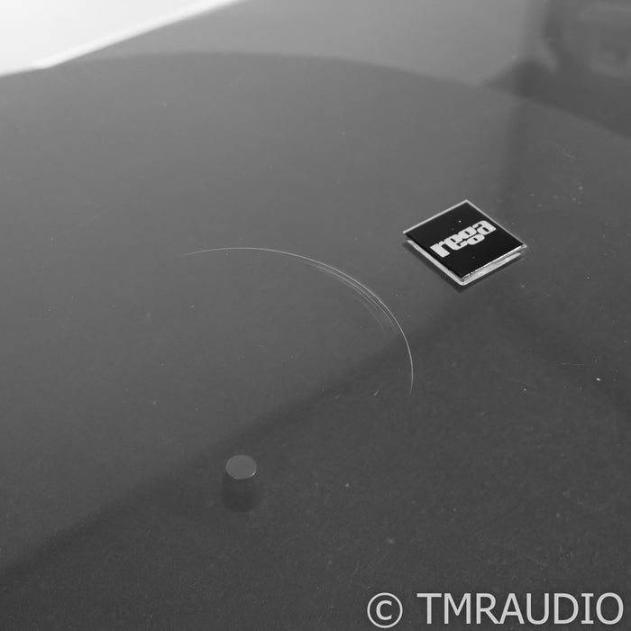 Rega Planar 2 Belt Drive Turntable; Carbon MM Cartridge