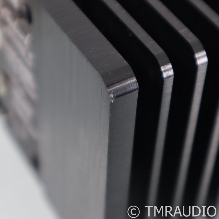 Benchmark AHB2 Stereo Power Amplifier (Open Box)