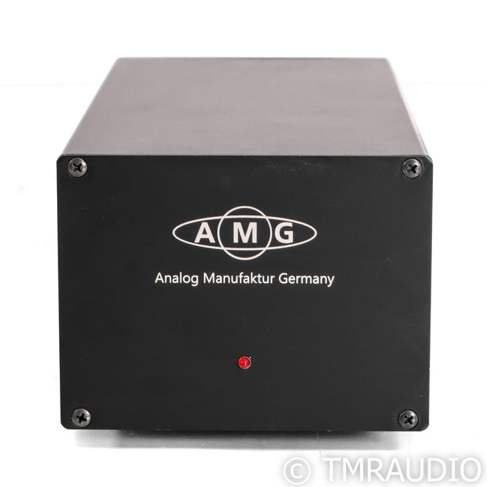 AMG Giro Belt Drive  Turntable (No Cartridge)
