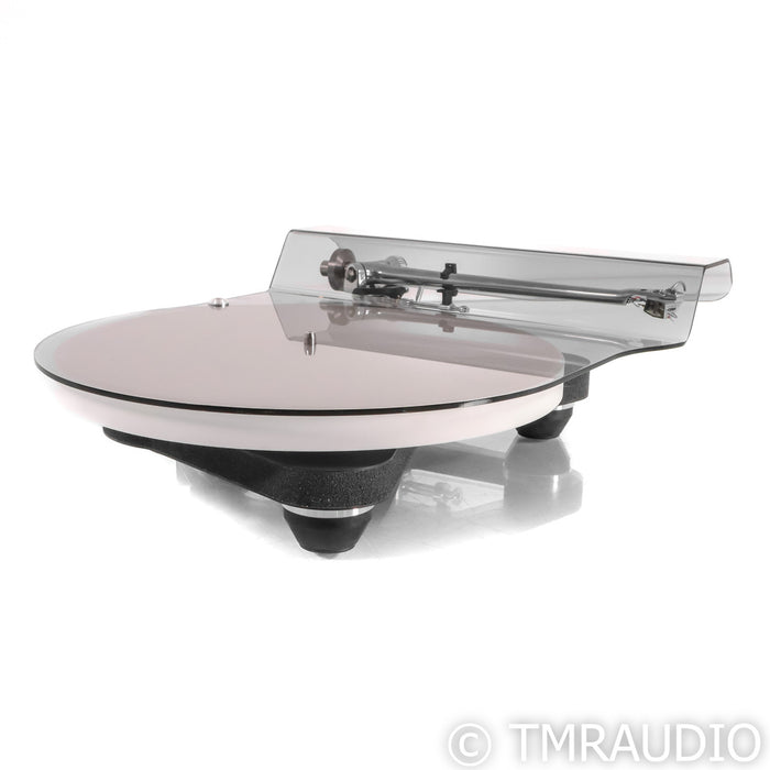 Rega Planar 10 Belt-Drive Turntable; Apheta 3 MC (Open Box)