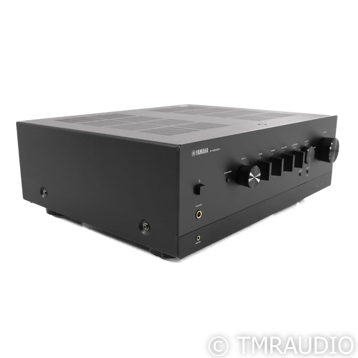 Yamaha R-N1000A Stereo Network Receiver (Open Box)