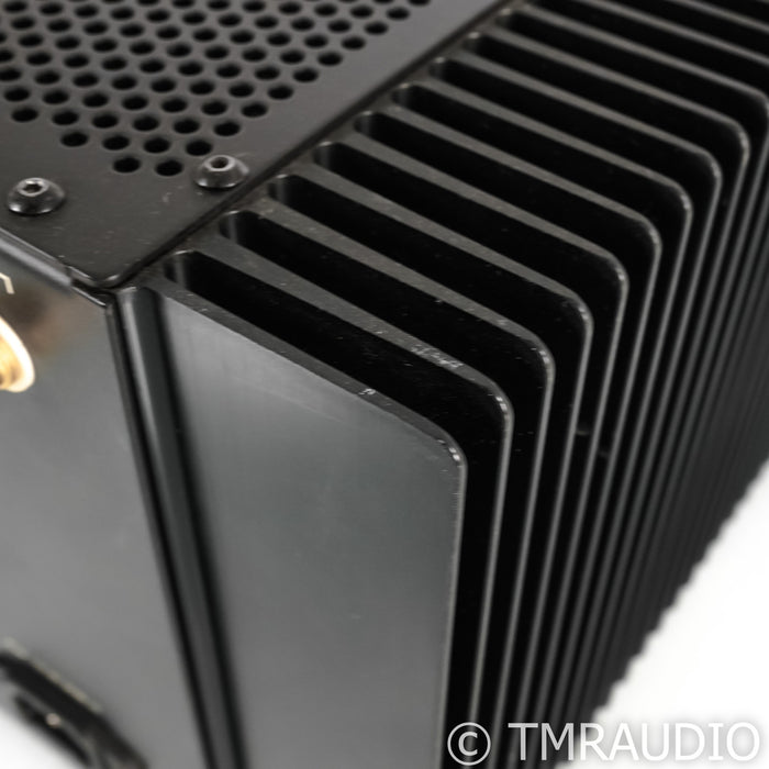 Adcom GFA-5802 Stereo Power Amplifier