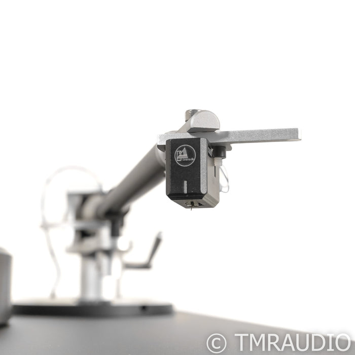 Clearaudio Concept Belt Drive Turntable; Concept MC
