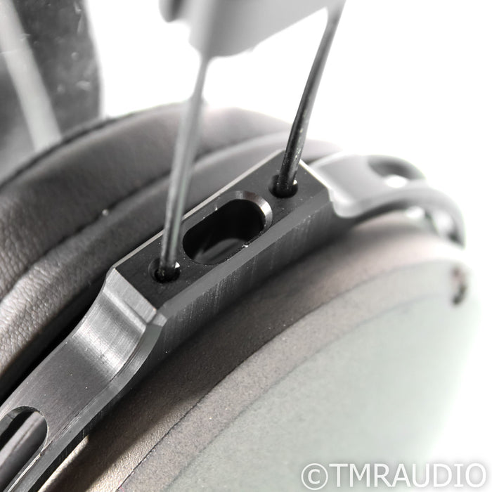 Aurorus Audio Australis Closed Back Headphones