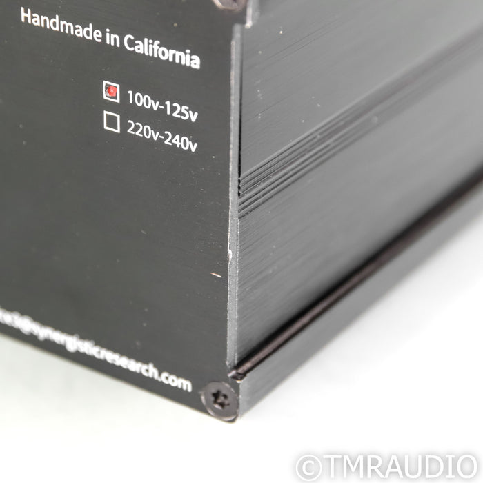 Synergistic Research PowerCell 8 SE Power Conditioner; w/ Upgraded Power Cable