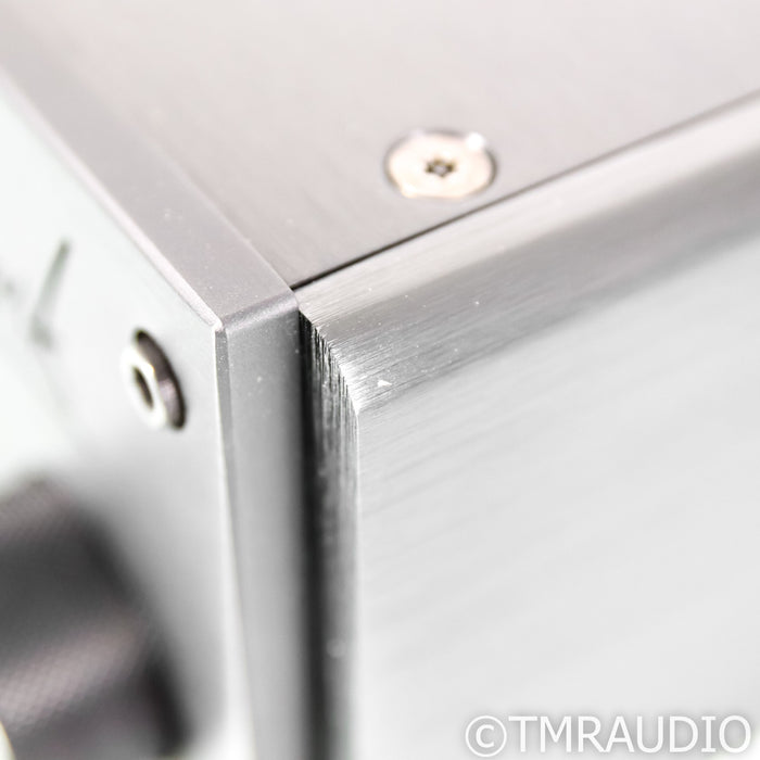 Benchmark HPA4 Headphone Amplifier