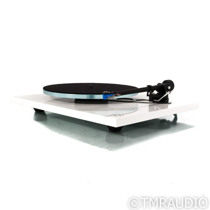 Rega Planar 3 Belt Drive Turntable; White; Elys 2 MM Cartridge