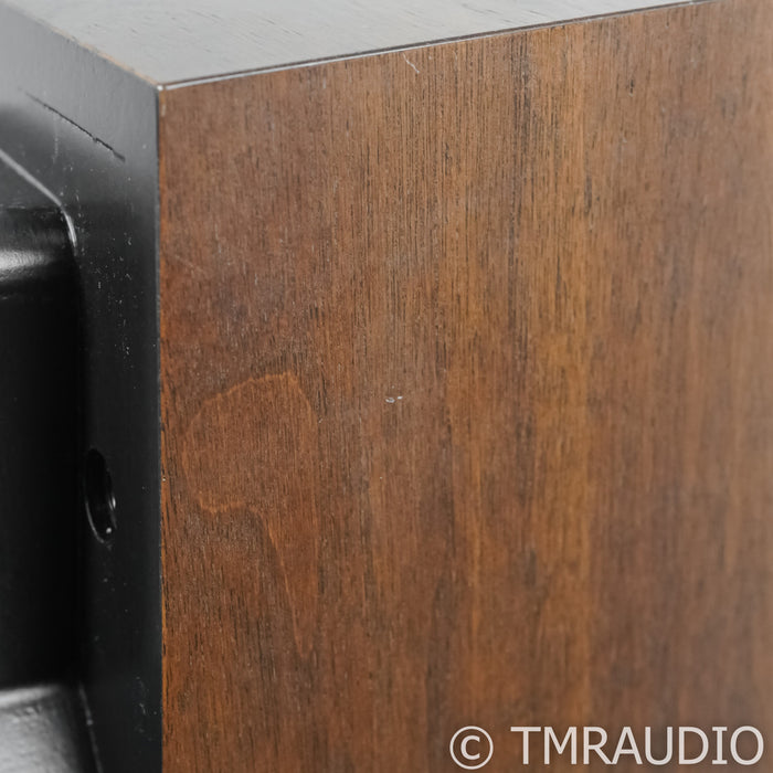 Vandersteen Treo Floorstanding Speakers; Walnut Pair