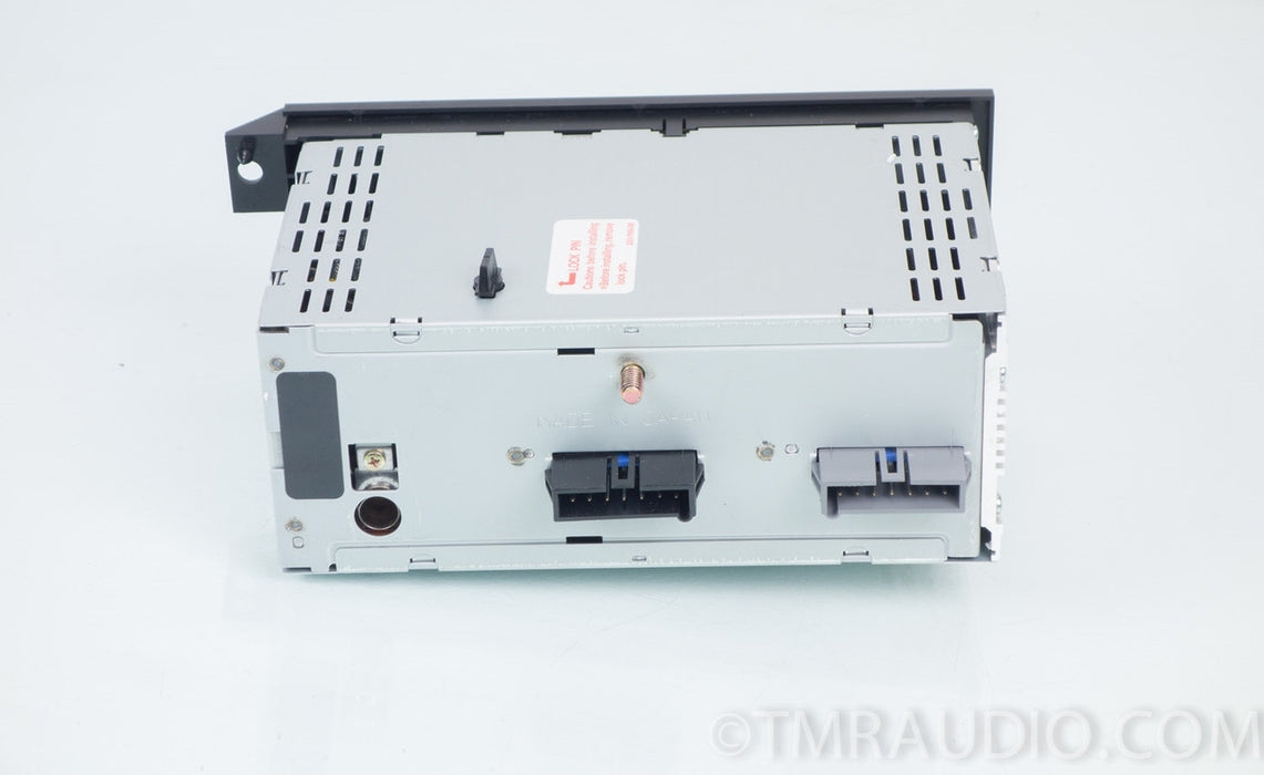 Chrysler AM/FM Stereo Cassette Radio #82300002