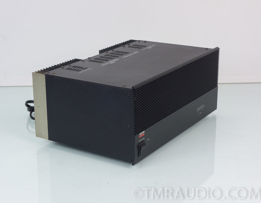 Adcom GFA-555 200w / ch Stereo Power Amplifier