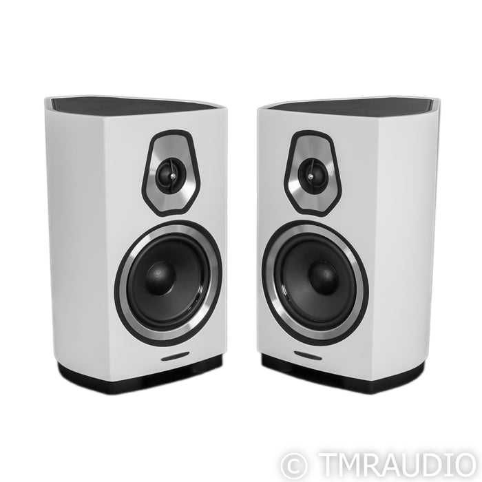 Sonus Faber Sonetto II Bookshelf Speakers; Satin White Pair