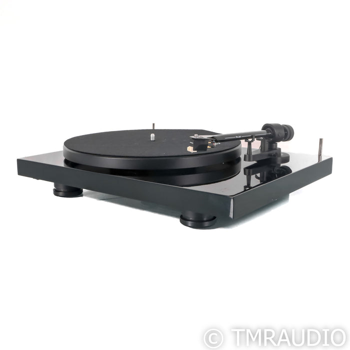 Pro-Ject Debut Carbon EVO Belt Drive Turntable; Black w/ Sumiko Rainier MM