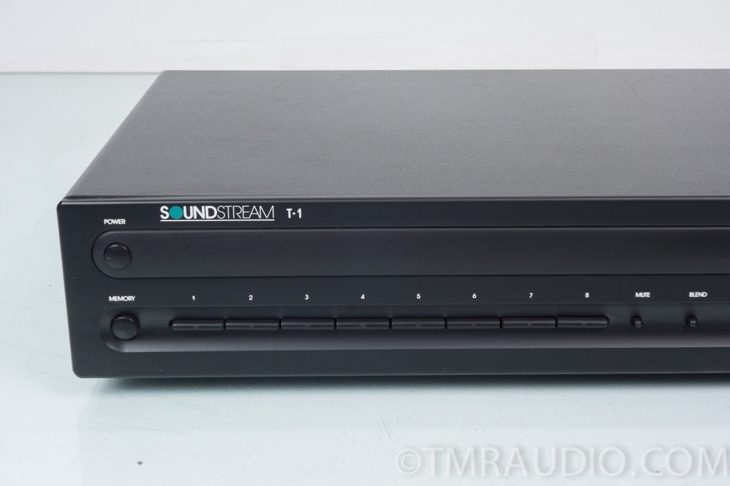SoundStream T-1 AM / FM digital Tuner
