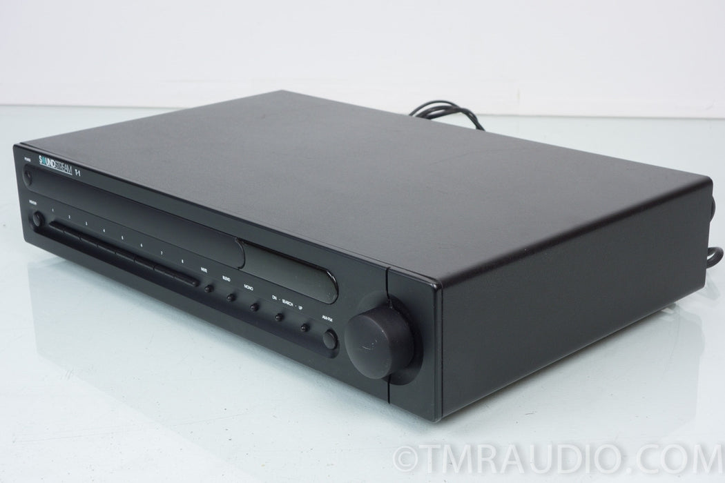 SoundStream T-1 AM / FM digital Tuner