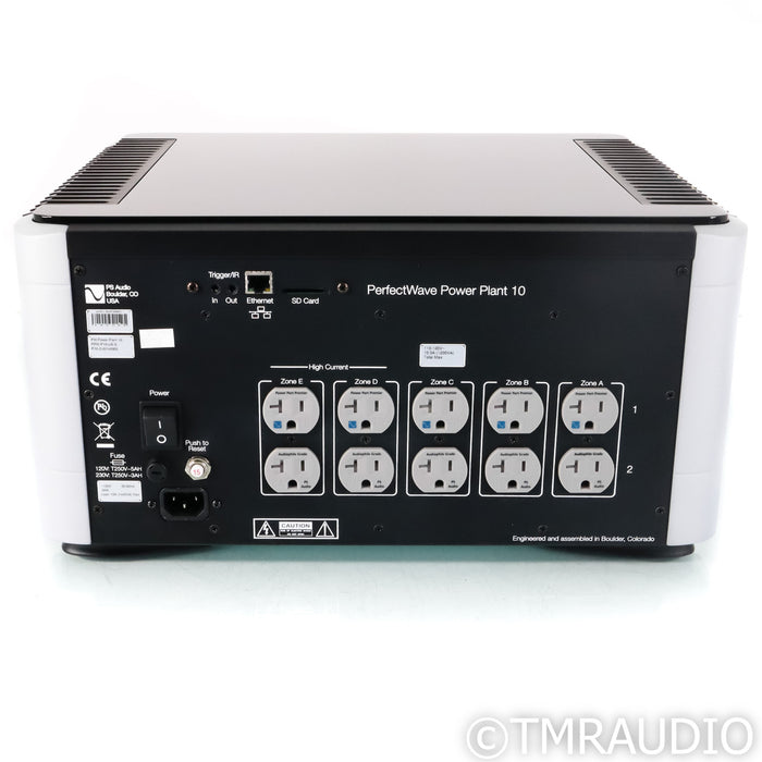 PS Audio PerfectWave Power Plant 10 AC Regenerator
